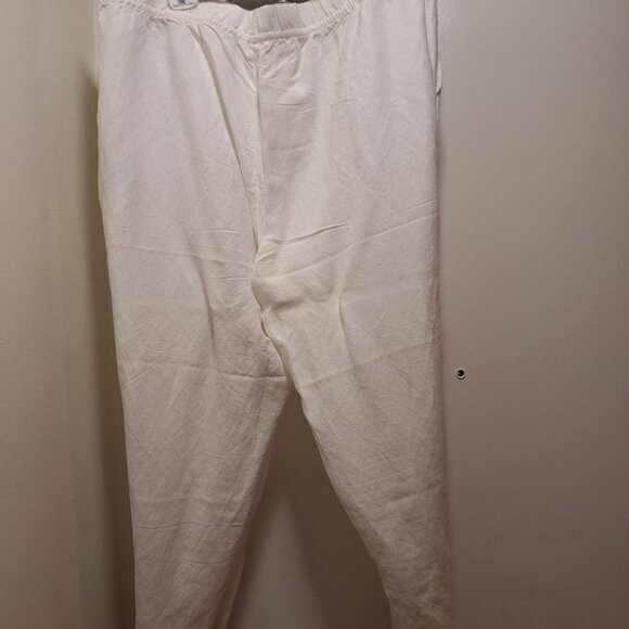 WHITE LINEN PANTS. - Picture 1 of 3